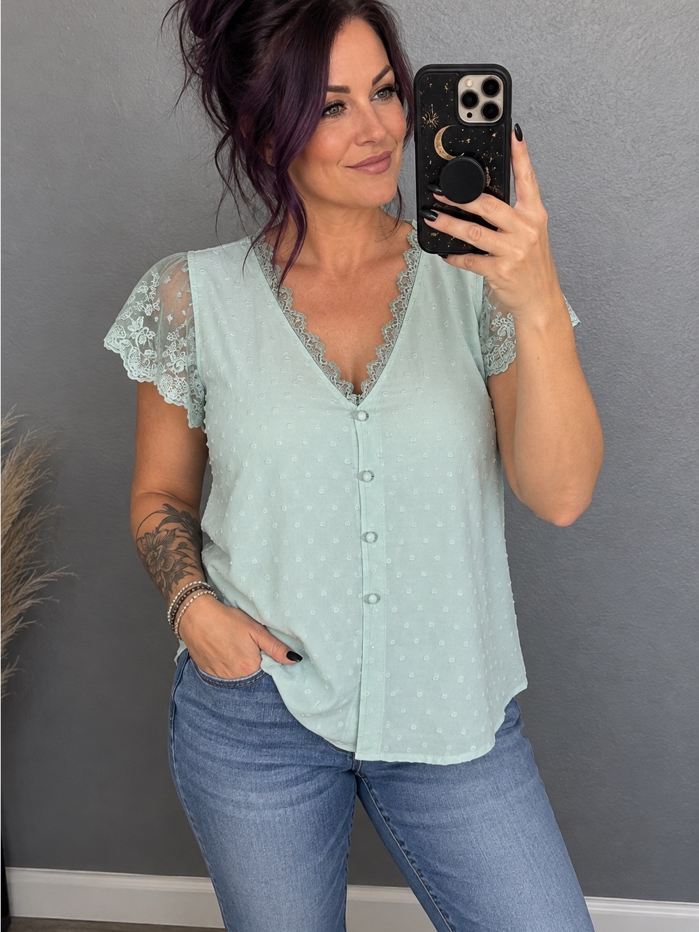 Mint Lace Flutter Sleeve Button Front Blouse Size M